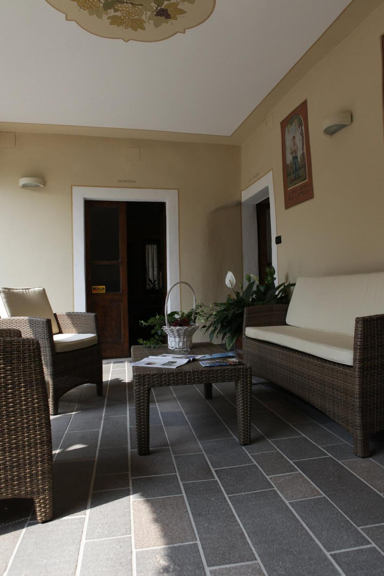 Agriturismo Il Barone Moniga del Garda Extérieur photo